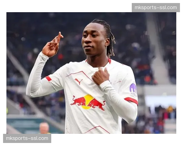 哈维-西蒙斯接受专访,谈及在莱比锡的租借生涯与未来规划 哈维-西蒙斯接受专访,谈及在莱比锡的租借生涯与未来规划