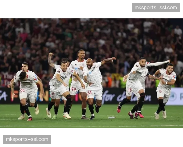 西甲第29轮：塞维利亚 vs 瓦伦西亚比赛因天气原因推迟举行